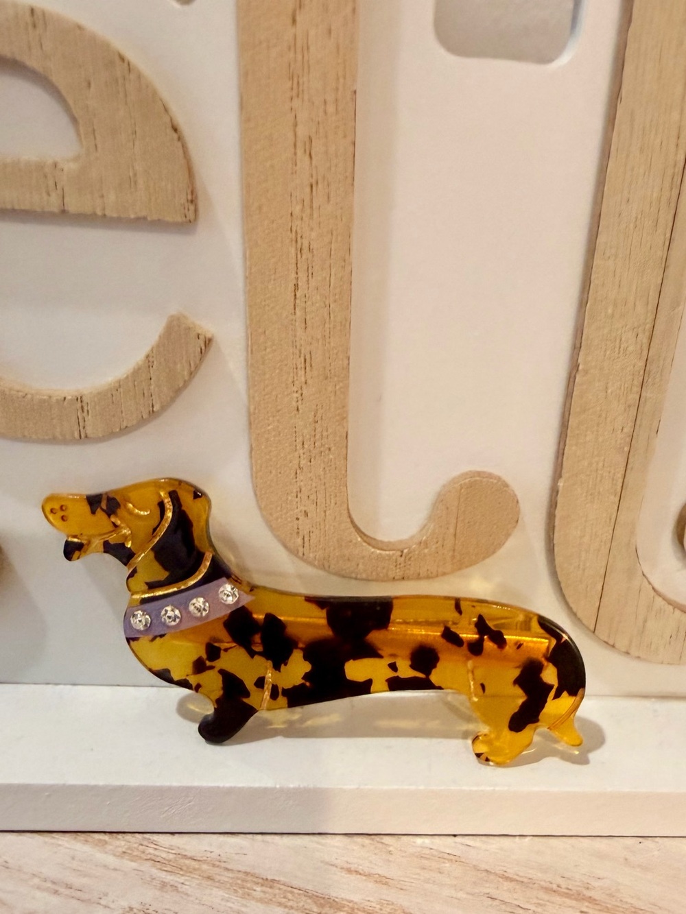 Dachshund Darling Tortoiseshell Resin Hair Clip with Rhinestone Collar New!
